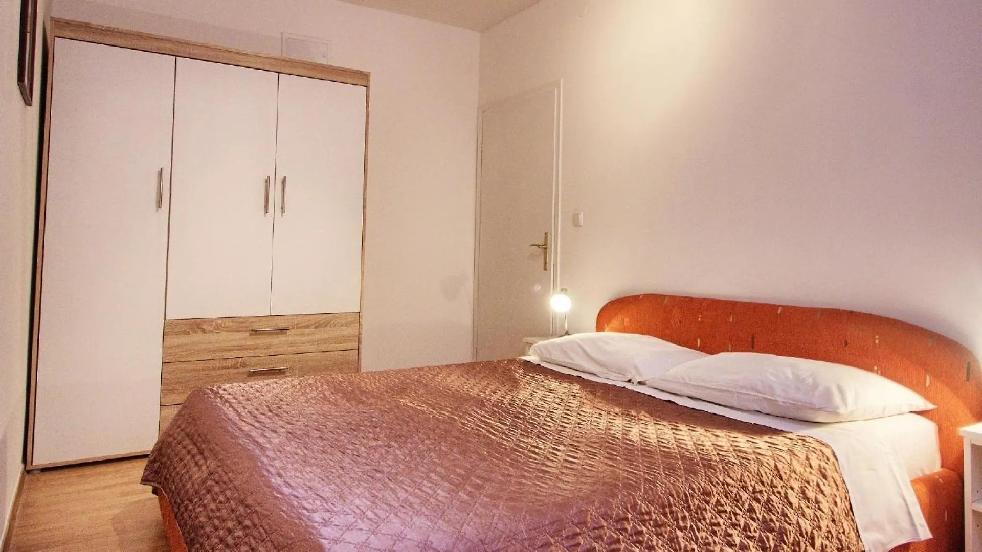 Apartment Ferienwohnung Fuer 4 Personen Ca 35 Qm In Banjole, Istrien Istrische Riviera