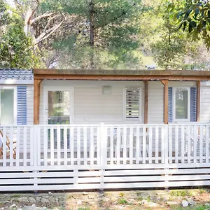 Kemping Mobile Homes Pine Sea, Banjole